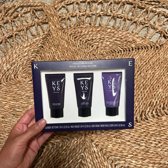 Keys Soulcare Skincare Set - Picture 4 of 7